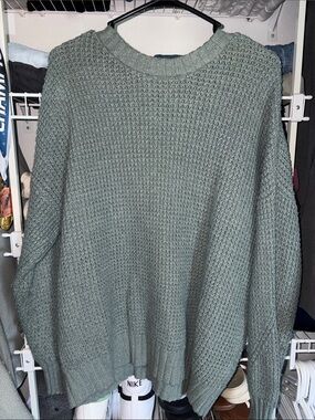 Women’s Oversized Knit Sweater